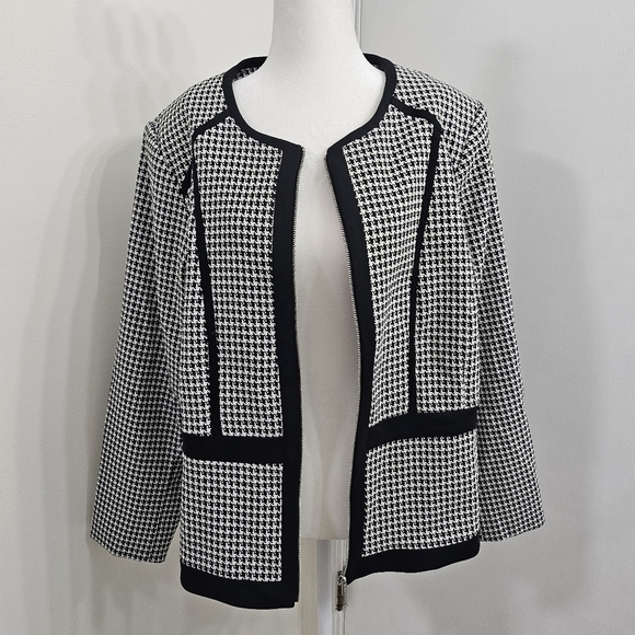 Calvin Klein Elegant Black and White Houndstooth Suit Jacket size 18 - Picture 2 of 12